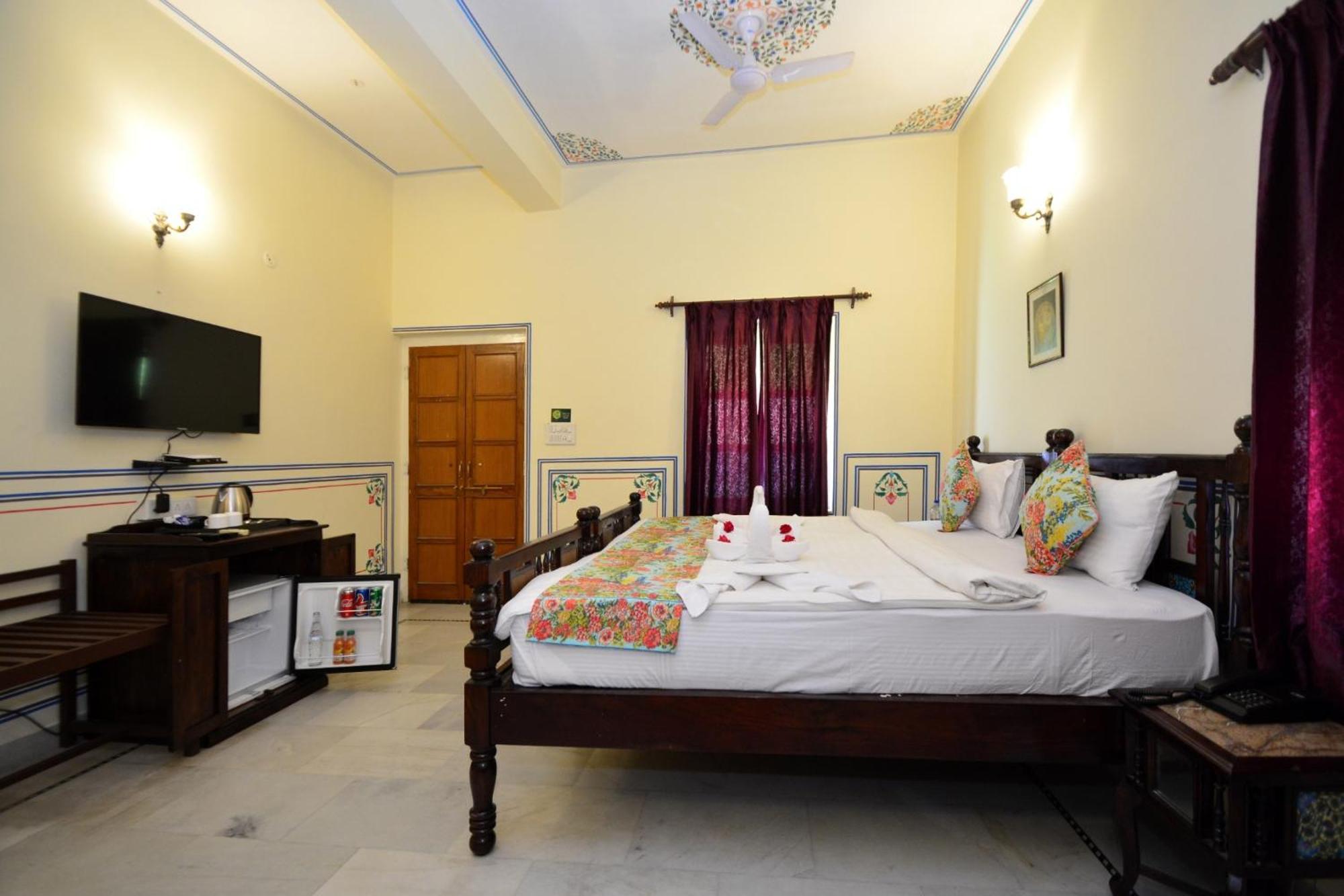 Jaipur Vintage House Bed & Breakfast Ngoại thất bức ảnh